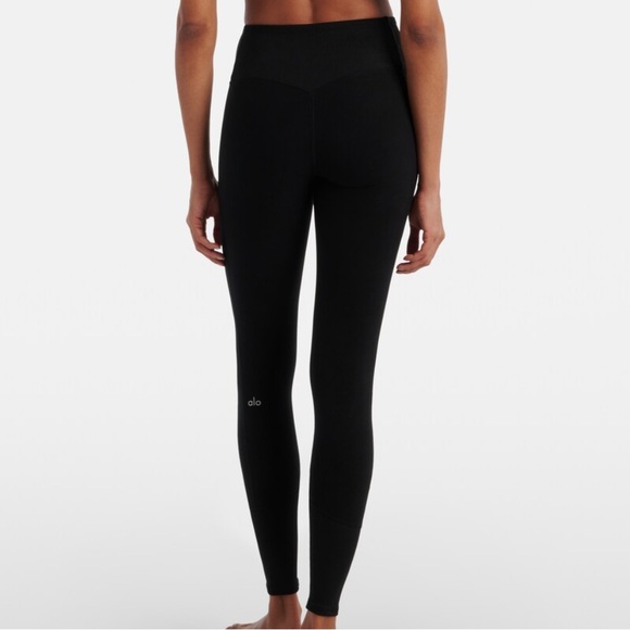 ALO Yoga Pants - ALO Yoga Black High-Rise Ribbed-Waist Leggings